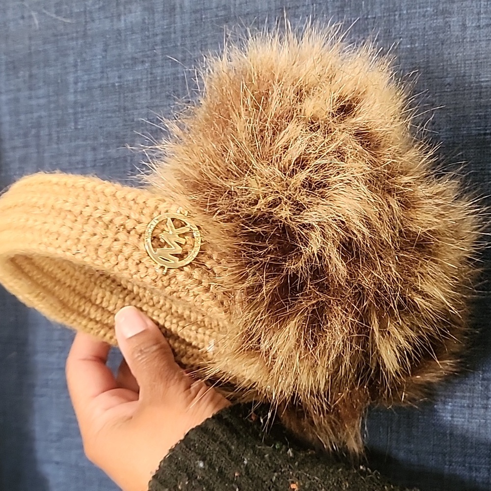 MK earmuffs